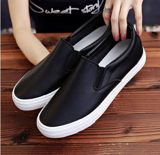 Black Leather Low-Cut Sneakers